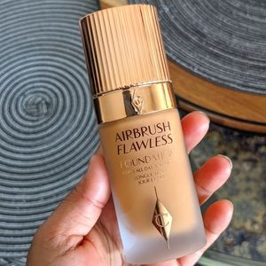 Charlotte Tilbury Flawless Foundation